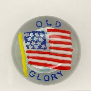 Vintage Antique 13 Stars American Flag Art Glass Paper Weight USA
